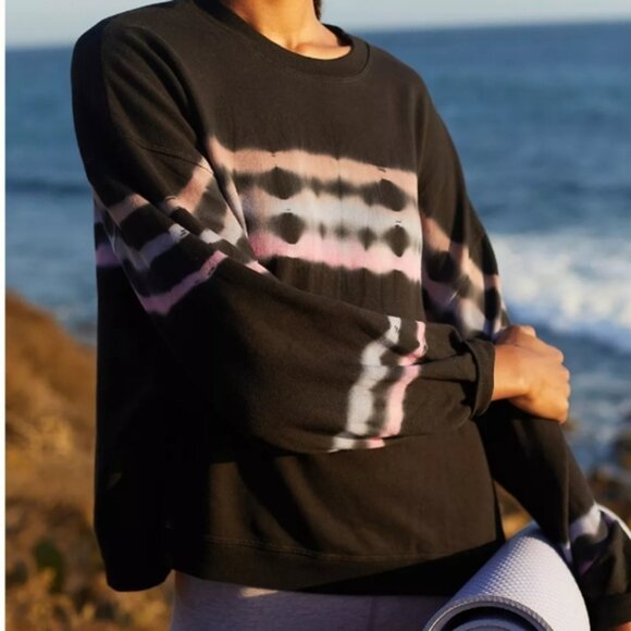 Electric  Rose Betty Tie Dye Sweatshirt in Onyx  Multi Medium - Picture 2 of 8